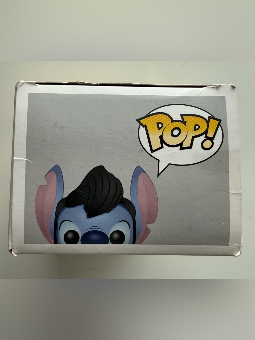 Exclusive Funko Elvis Stitch Vinyl Figure - Blue & Tan #127 - Picture 6 of 7